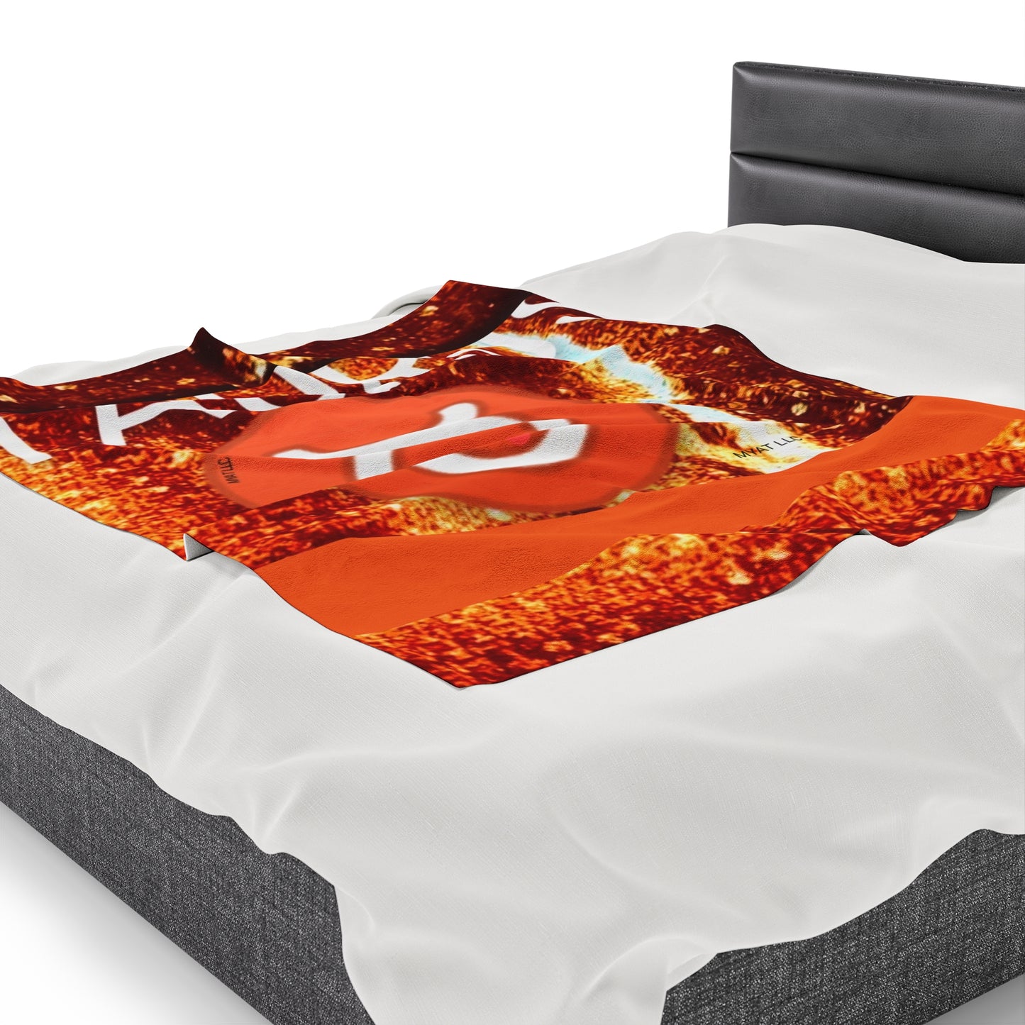 SAGI Velveteen Plush Blanket