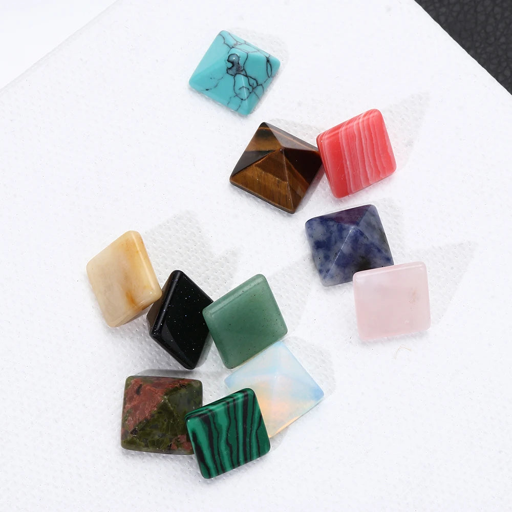 Mini Natural Stone Healing Stone Pyramid Gemstone Quartz Crystal Green Aventurine Chakra Malachite Blue sandstone Mini Ornament